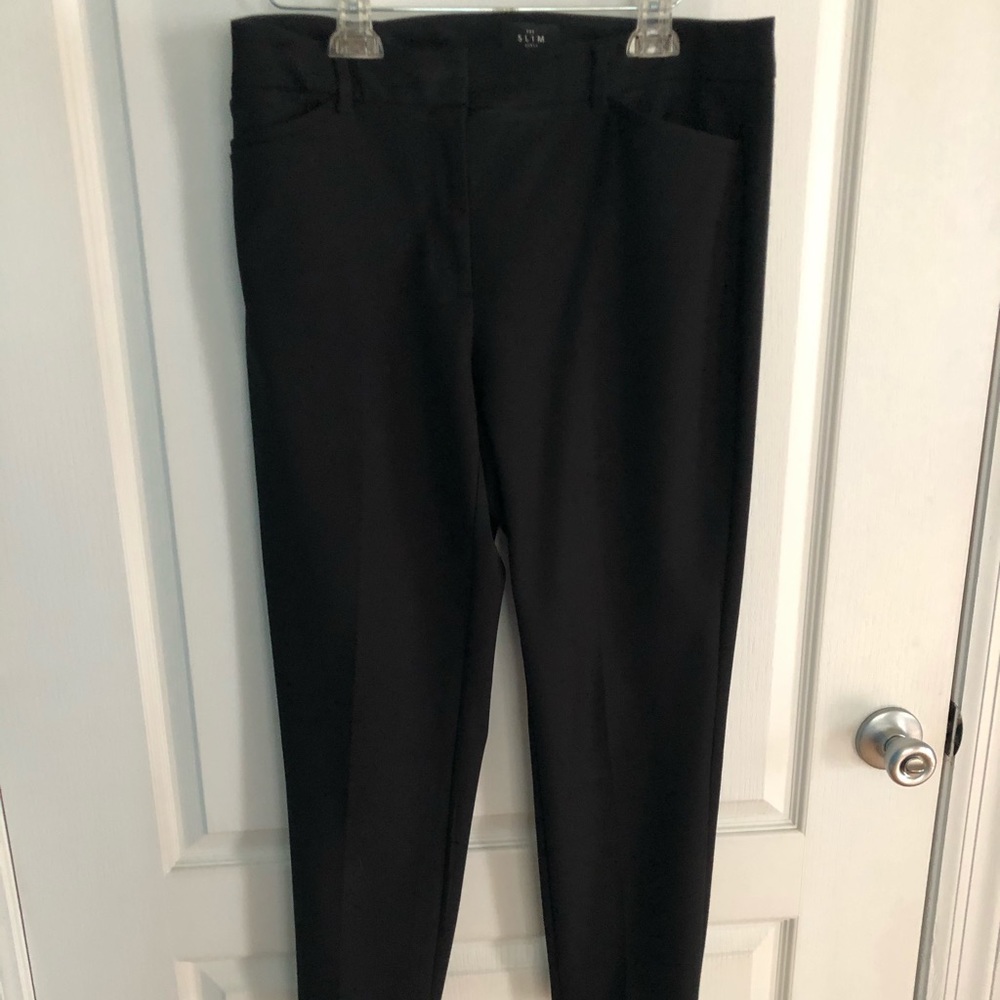 WHBM Black slim ankle pants size 10